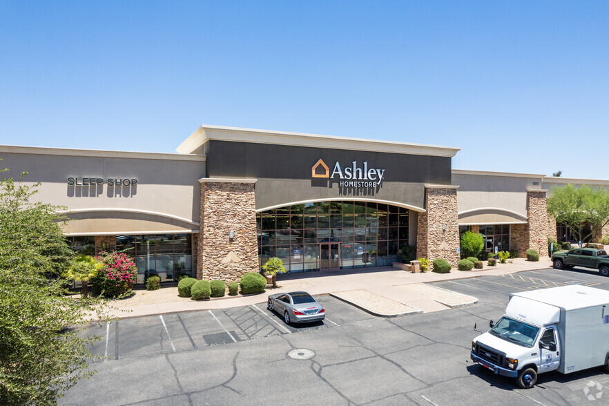 6910 W Bell Rd, Glendale, AZ à louer - Photo principale – Image 1 sur 3