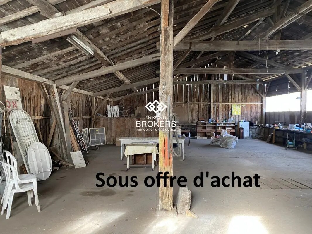 Local d'activités dans Saint-André-le-Coq à vendre Photo intérieure– Image 1 sur 8