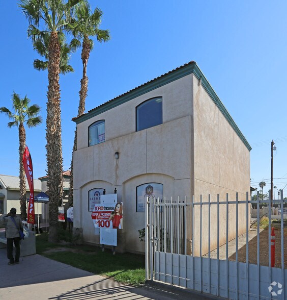 416 E 2nd St, Calexico, CA à vendre - Photo de l’immeuble – Image 2 sur 38
