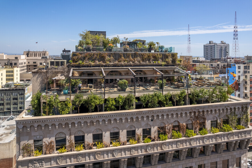 448 S Hill St, Los Angeles, CA à louer - Photo de l’immeuble – Image 3 sur 8