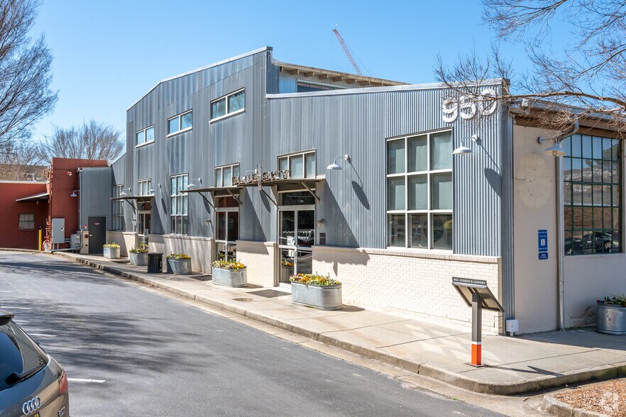 950 Joseph E Lowery Blvd NW, Atlanta, GA à louer - Photo principale – Image 1 sur 16