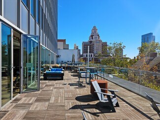 Plus de détails pour 325 Chestnut St, Philadelphia, PA - Coworking à louer