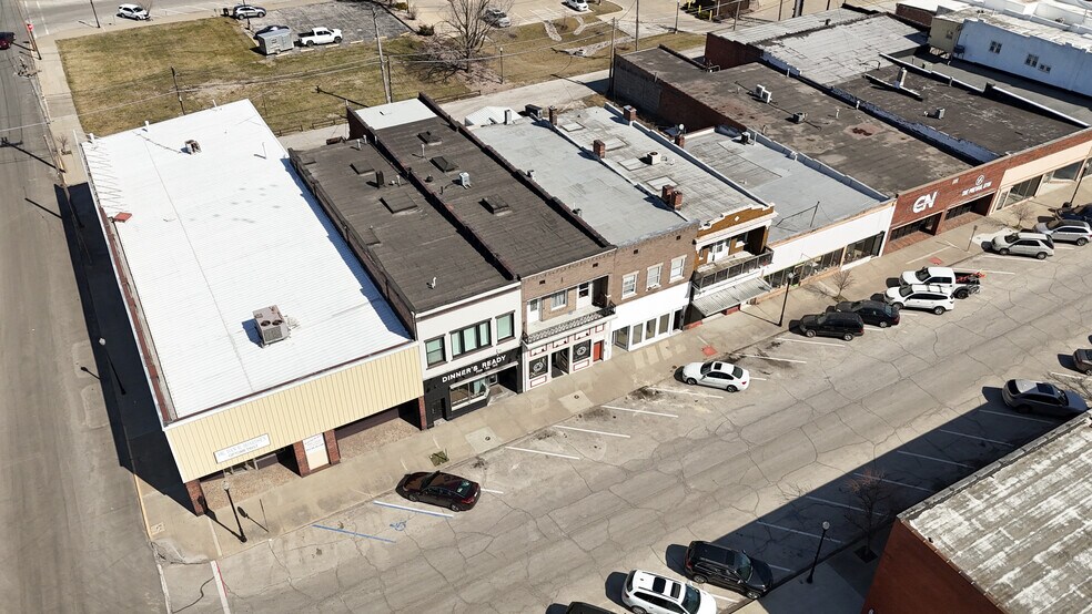 535 W Reed St, Moberly, MO à vendre - Photo de l’immeuble – Image 3 sur 25