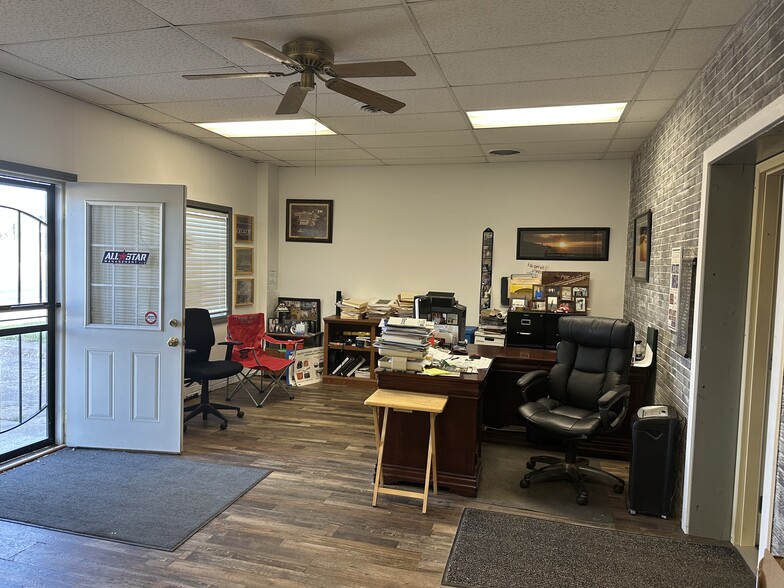 436 S Schuyler Ave, Bradley, IL à vendre - Photo de l’immeuble – Image 3 sur 15