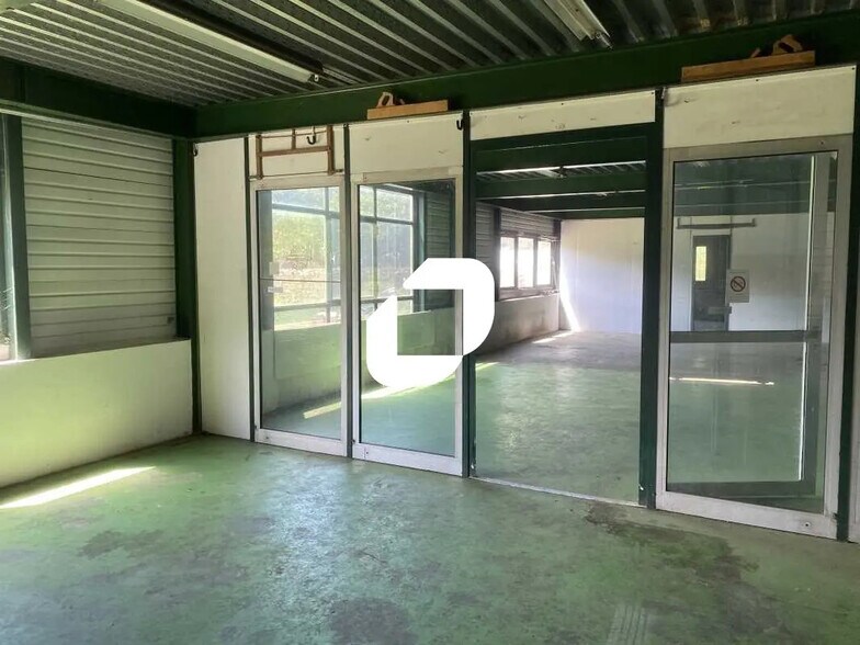 Local d'activités dans Beautiran à vendre - Photo intérieure – Image 2 sur 8