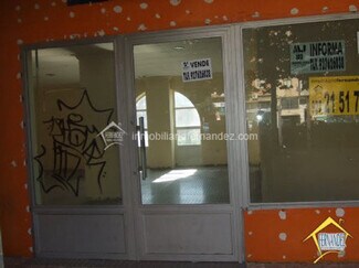 Plus de détails pour Local commercial à louer