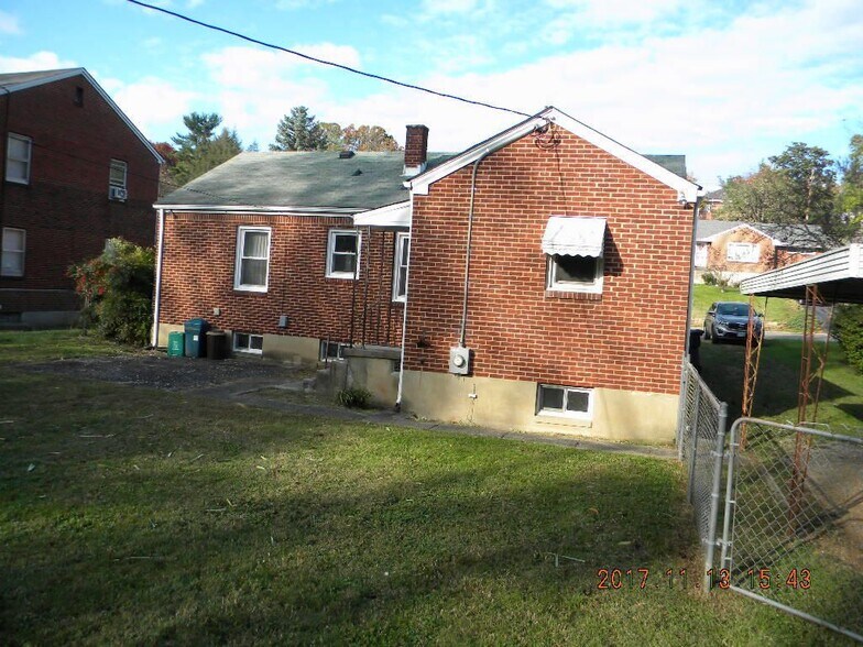 Portfolio of 3 rental houses portefeuille de 3 biens à vendre sur LoopNet.fr - Photo de l’immeuble – Image 2 sur 5