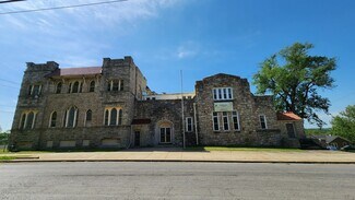 Plus de détails pour 2701 E 43rd St, Kansas City, MO - Spécialisé à vendre