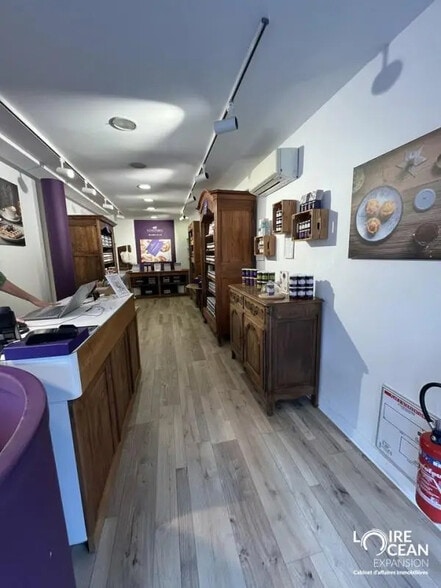 Local commercial dans La Baule-Escoublac à louer - Photo intérieure – Image 1 sur 6