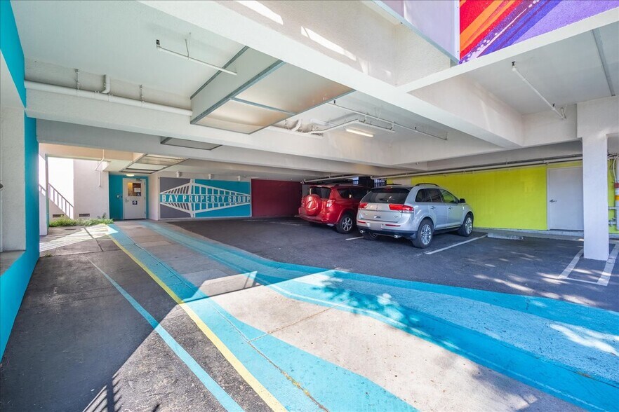 482 W MacArthur Blvd, Oakland, CA à vendre - Photo de l’immeuble – Image 3 sur 55