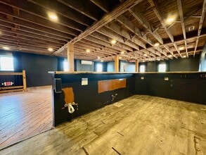 255-257 Short Coxe Ave, Asheville, NC à louer Photo intérieure– Image 2 sur 7