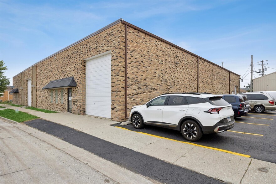 4205-4215 Lawndale Ave, Lyons, IL à vendre - Photo de l’immeuble – Image 3 sur 24