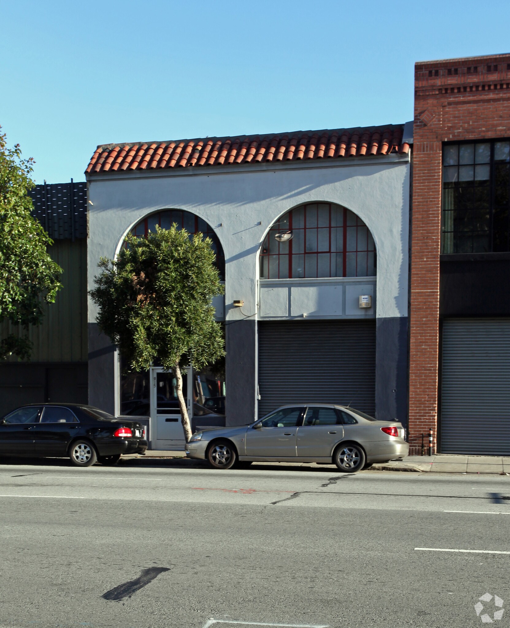 915 Bryant St, San Francisco, CA à louer Photo principale– Image 1 sur 18