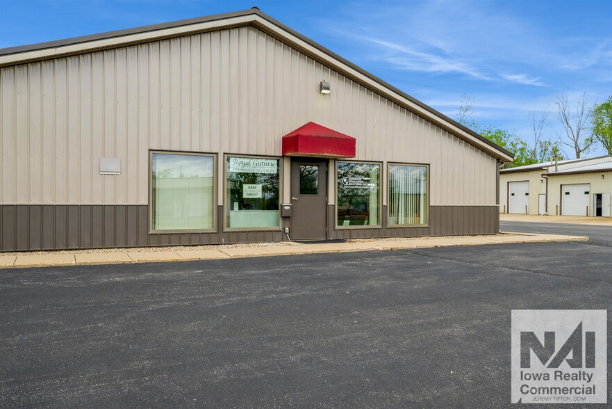 1070 Lyons Ln, Marion, IA à louer - Photo de l’immeuble – Image 3 sur 8