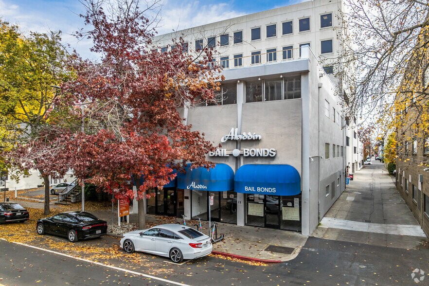 713-715 9th St, Sacramento, CA à louer - Photo de l’immeuble – Image 2 sur 21