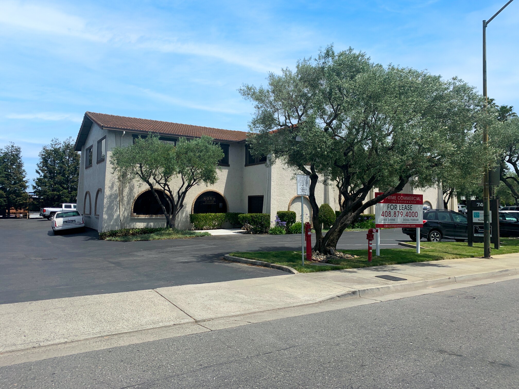 740 Camden Ave, Campbell, CA à louer Photo principale– Image 1 sur 7