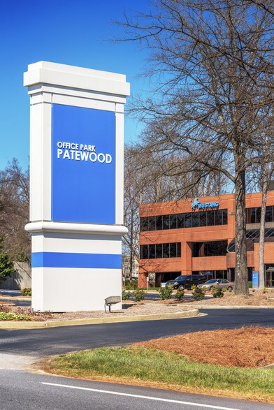 10 Patewood Dr, Greenville, SC à louer - Autre – Image 2 sur 5