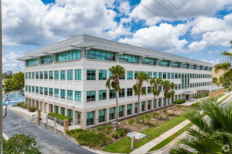 1001 E Palm Ave, Tampa, FL à louer - Photo de l’immeuble – Image 3 sur 5