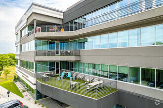 2451 W Grapevine Mills Cir, Grapevine, TX - VUE AÉRIENNE  vue de carte - Image1