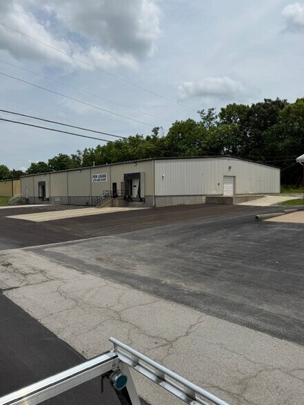 190 Morris Dr, Harrodsburg, KY à louer - Photo de l’immeuble – Image 1 sur 9