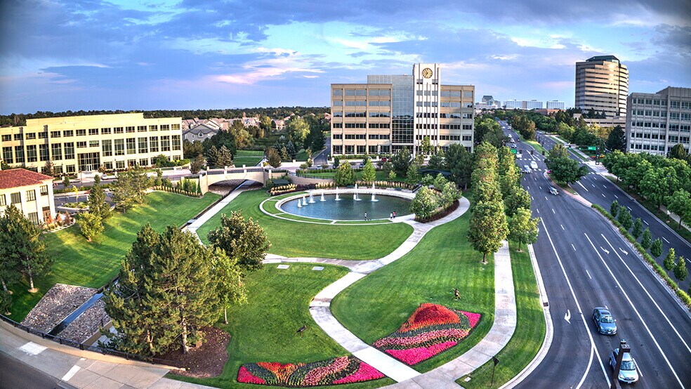 8400 E crescent Pky, Greenwood Village, CO à louer - Photo principale – Image 1 sur 12