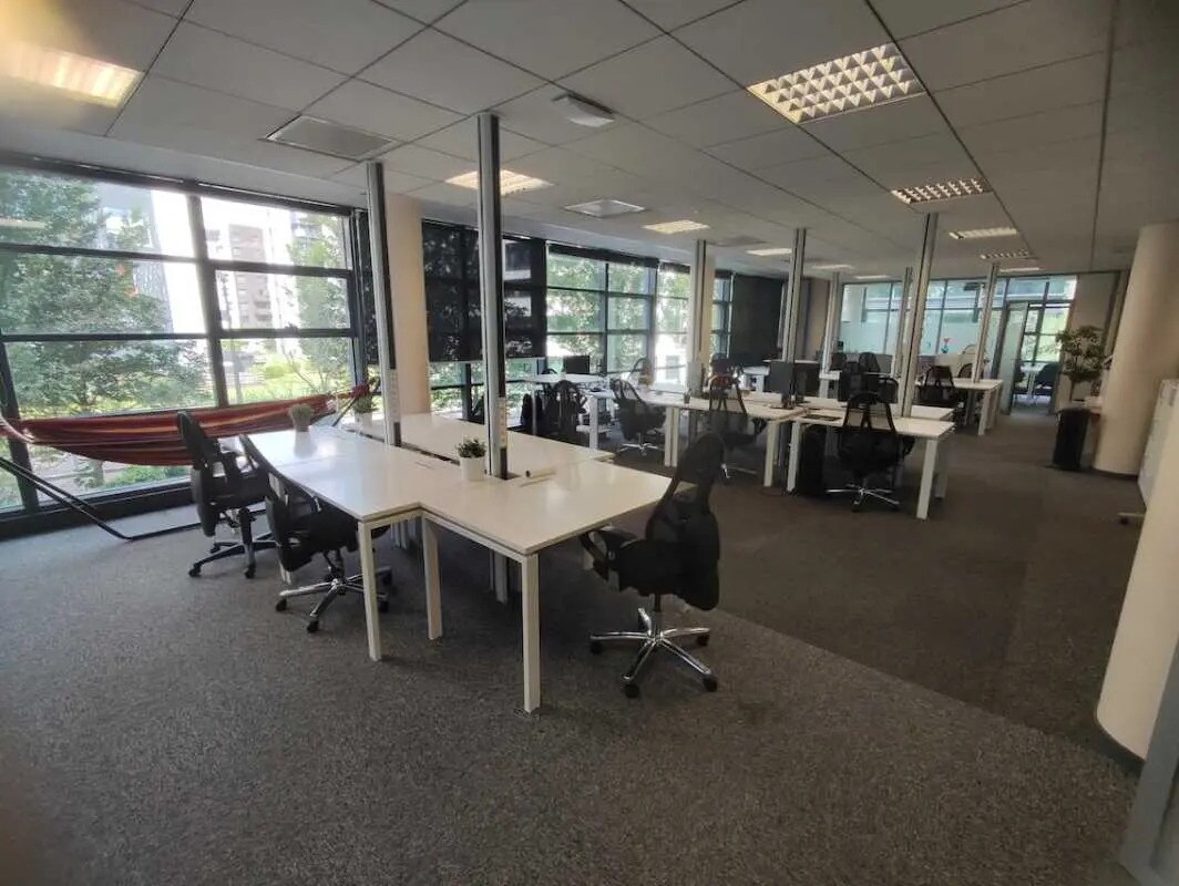 Bureau dans Rouen à louer Photo de l’immeuble– Image 1 sur 5