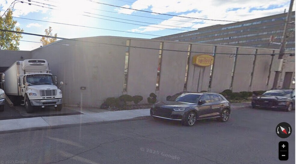 9200 Rue Charles-de-LaTour, Montréal, QC à louer - Photo de l’immeuble – Image 1 sur 7