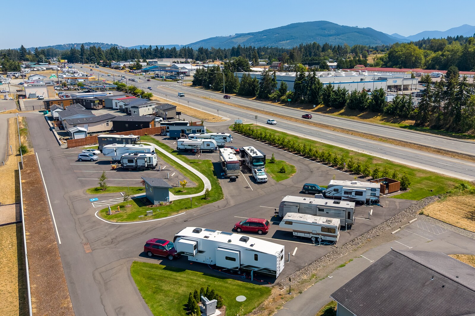 261131 US-101, Sequim, WA à vendre Photo de l’immeuble– Image 1 sur 34