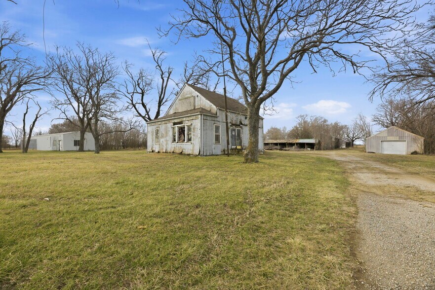2052 E 341st St, Melvern, KS à vendre - Photo de l’immeuble – Image 2 sur 11