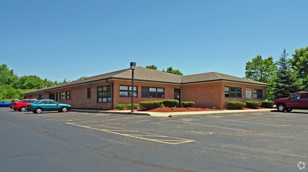 8648 Old Troy Pike, Huber Heights, OH à louer - Photo principale – Image 2 sur 22