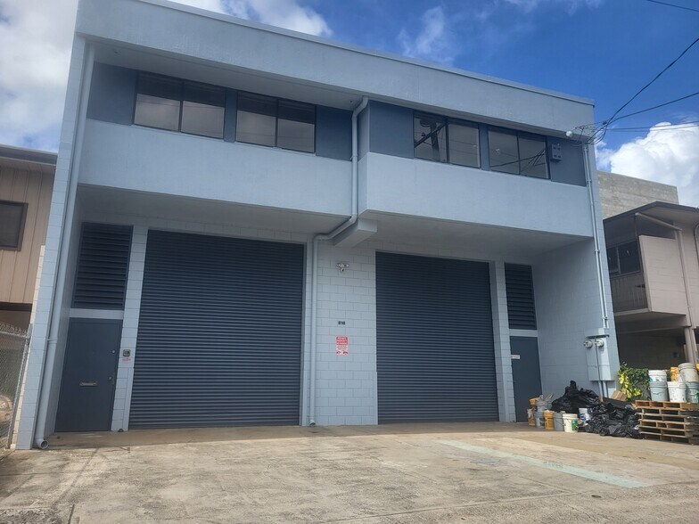816 Gulick Ave, Honolulu, HI à louer - Photo de l’immeuble – Image 1 sur 3