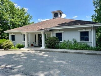 Plus de détails pour 526 Independence Rd, East Stroudsburg, PA - Bureau à louer