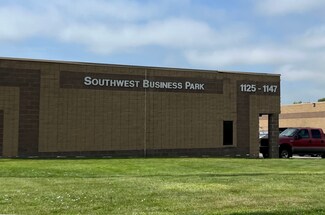 Plus de détails pour 1125-1147 W Dennis Ave, Olathe, KS - Industriel/Logistique à louer