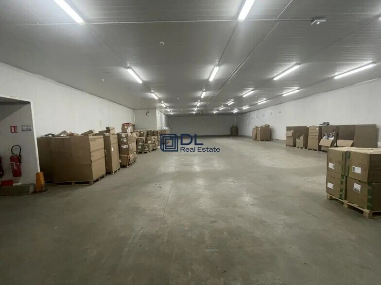 Bureau dans Meaux à louer - Photo intérieure – Image 2 sur 8