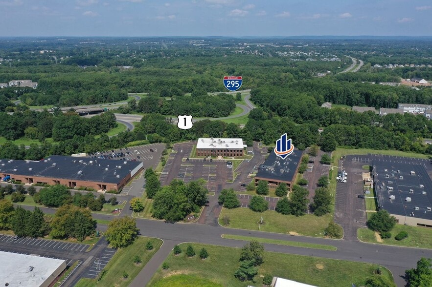 2080 Cabot Blvd W, Langhorne, PA à louer - Aérien – Image 3 sur 11