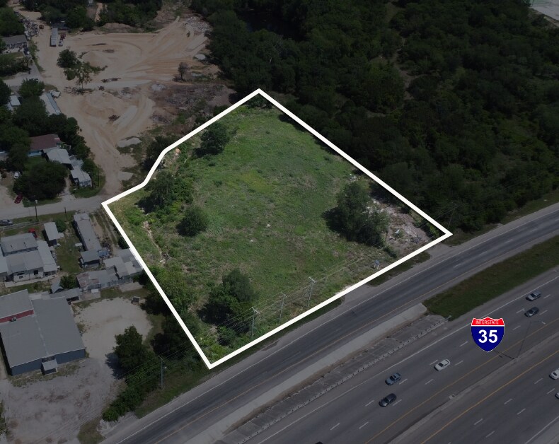 5424 IH-35 S, New Braunfels, TX à louer Photo principale– Image 1 sur 5