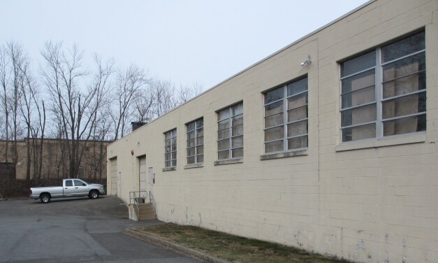 555 Goffle Rd, Ridgewood, NJ à louer - Photo de l’immeuble – Image 2 sur 2