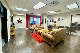 3700 Standridge Dr, The Colony, TX à louer Photo intérieure– Image 2 sur 8