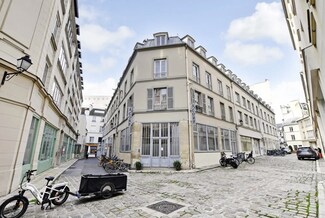 Plus de détails pour Rue Du Faubourg Saint-Antoine, Paris - Bureau à louer