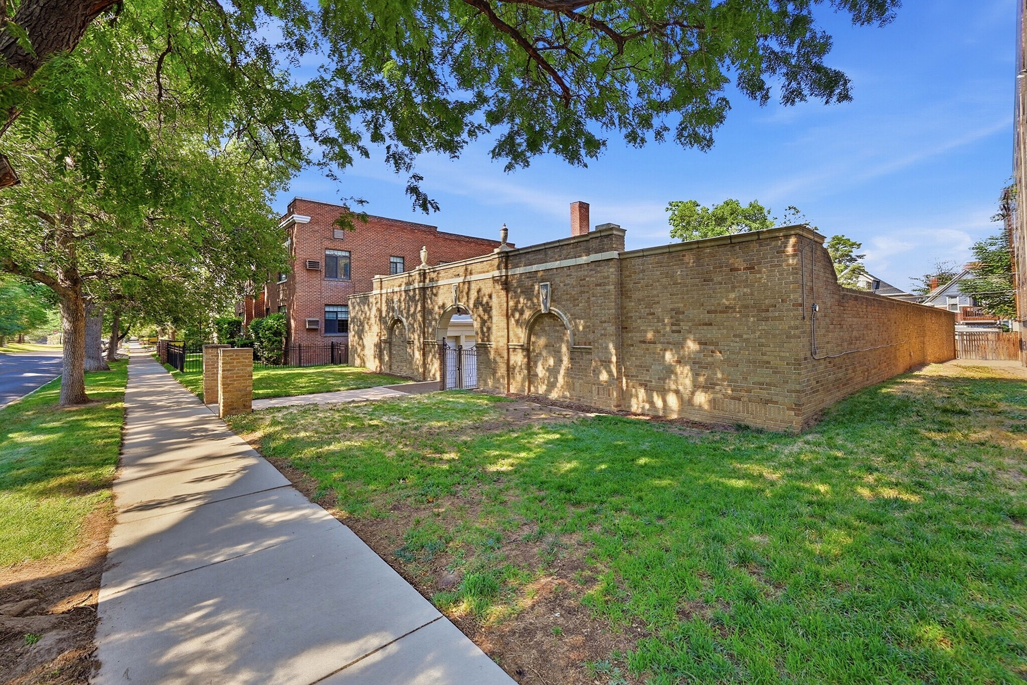 961 Marion, Denver, CO à vendre Photo de l’immeuble– Image 1 sur 28