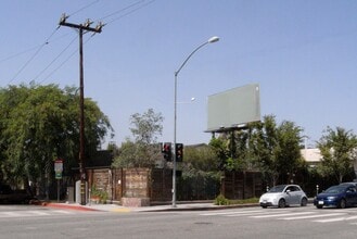 1201-1205 N La Brea Ave, West Hollywood, CA à louer Photo intérieure– Image 1 sur 25