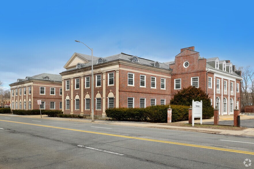 305 N Main St, Andover, MA à louer - Photo de l’immeuble – Image 3 sur 11
