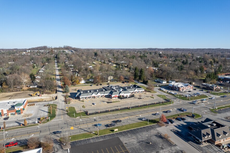 497-519 E Aurora Rd, Macedonia, OH à louer - Aérien – Image 2 sur 7