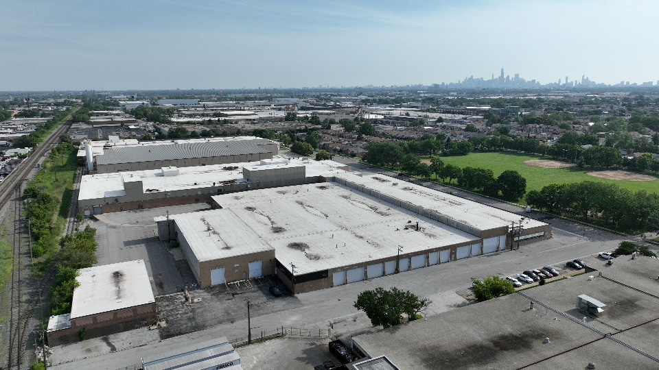 4800-4850 S Kilbourn Ave, Chicago, IL à louer - Aérien – Image 1 sur 13