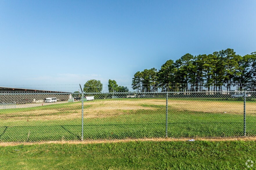 8323 Us Highway 51 N, Millington, TN à louer - Photo principale – Image 1 sur 2