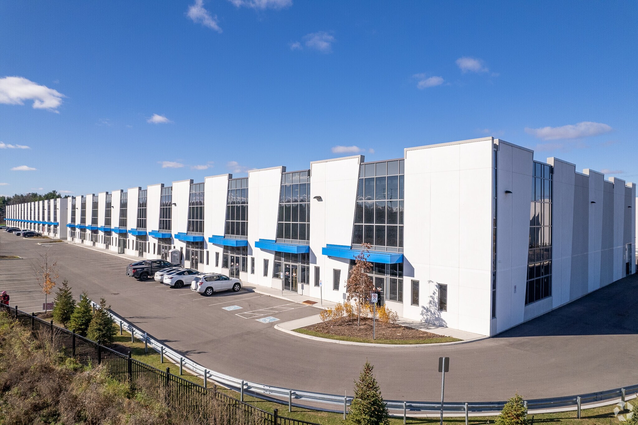 20 Newkirk Ct, Brampton, ON à vendre Photo principale– Image 1 sur 7