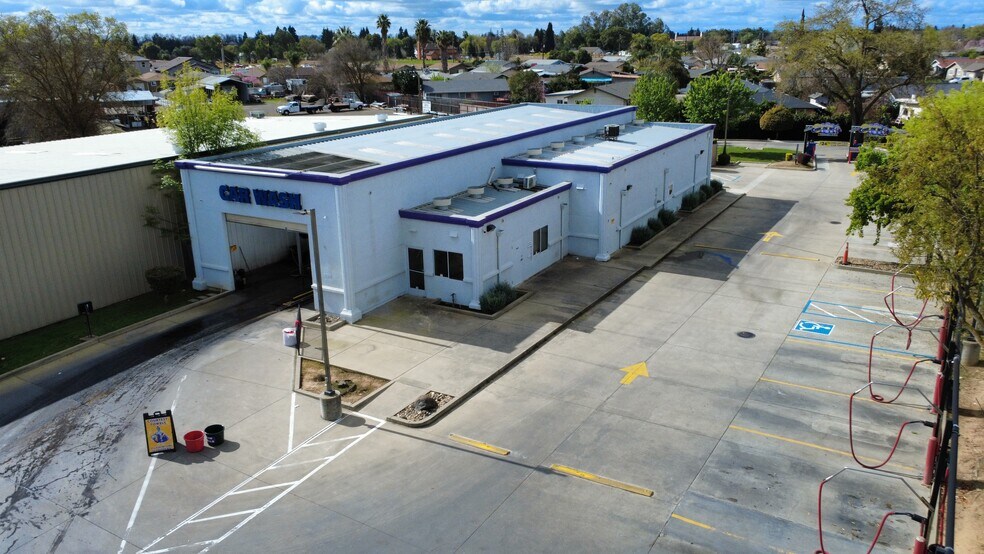 604 Fairway Dr, Galt, CA à vendre - Photo de l’immeuble – Image 2 sur 8