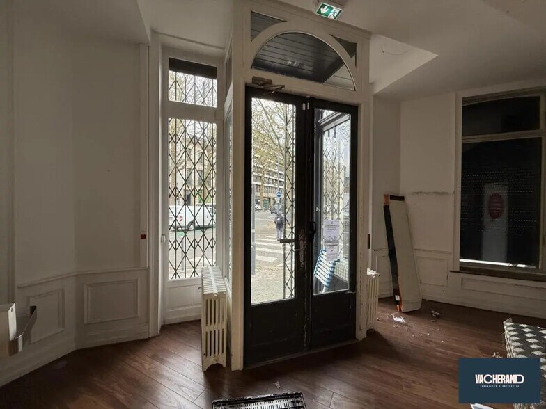 Local commercial dans Lille à louer - Photo de l’immeuble – Image 3 sur 4