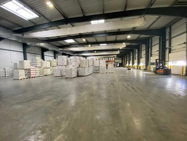 Plus de détails pour Industriel/Logistique à vendre