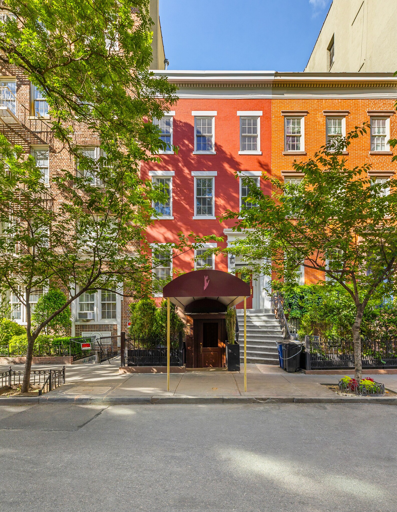113 W 13th St, New York, NY à vendre Photo de l’immeuble– Image 1 sur 16